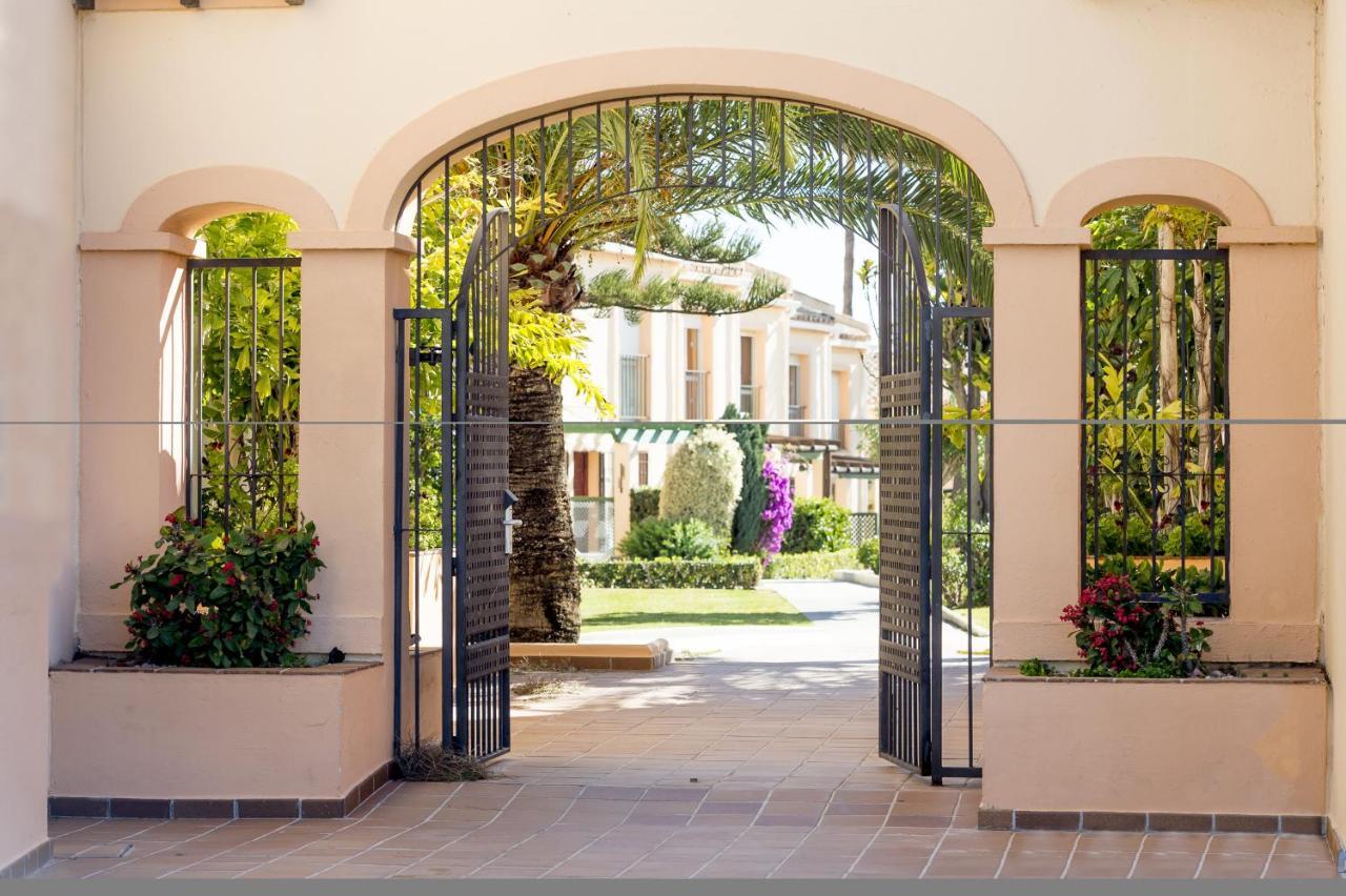 Playa & Beach Apartments Mijas Costa & Fuengirola By Alfresco Stays El Faro Экстерьер фото